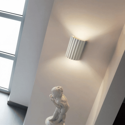 Lumora Nordic Wandlampe - Moderne Resin Wandleuchte für Schlafzimmer, Wohnzimmer & Flur, stilvolles Designlicht