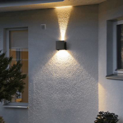 Elivo LED Wandleuchte - Wasserdichte Outdoor/Indoor Lampe, 9W Up & Down Licht